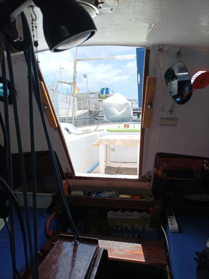 Lanza Boat Hotel Arrecife  Luaran gambar
